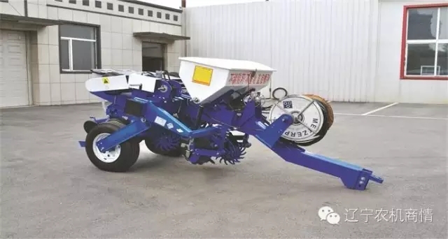 康達(dá)2BMZF-2型（鋪滴灌管專用）免耕指夾式精量施肥播種機